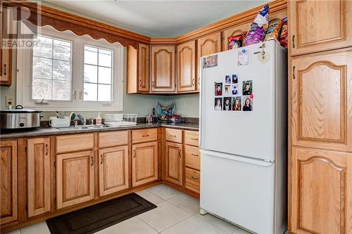 5780 Hwy 69 North, Hanmer, ON - Indoor Photo Showing Kitchen With Double Sink