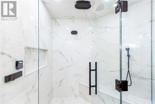 20 Breezehill Road, Skead, ON - Indoor Photo Showing Bathroom