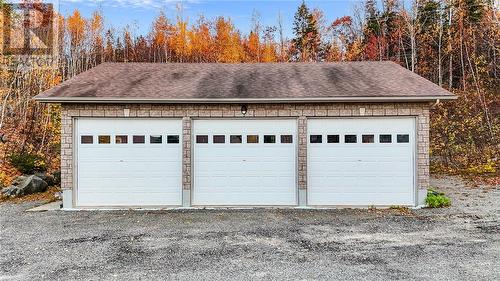 20 Breezehill Road, Skead, ON - Outdoor