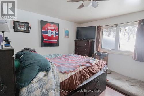 1052 Estates Road, Highlands East (Bicroft Ward), ON - Indoor Photo Showing Bedroom