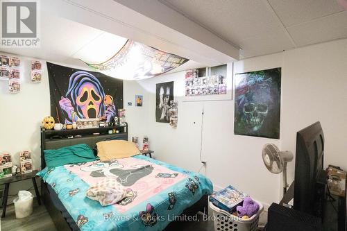 1052 Estates Road, Highlands East (Bicroft Ward), ON - Indoor Photo Showing Bedroom