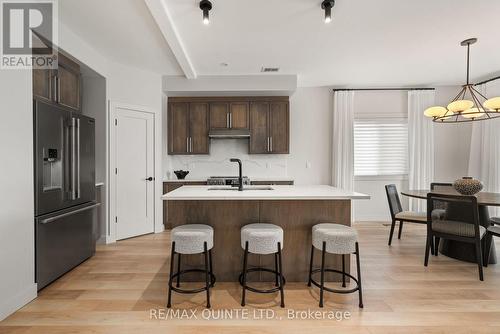 14 Cypress Drive, Belleville (Thurlow Ward), ON - Indoor