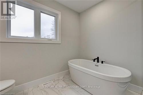 129 Aspen Circle, Thames Centre (Thorndale), ON - Indoor Photo Showing Bathroom