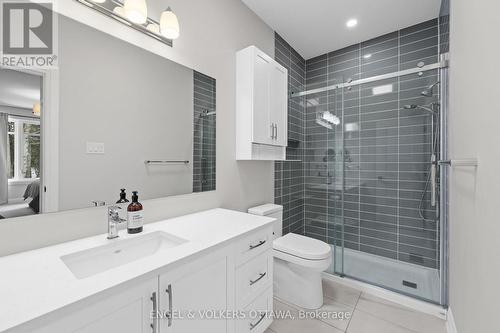 221 Blackhorse Drive, North Grenville, ON - Indoor Photo Showing Bathroom