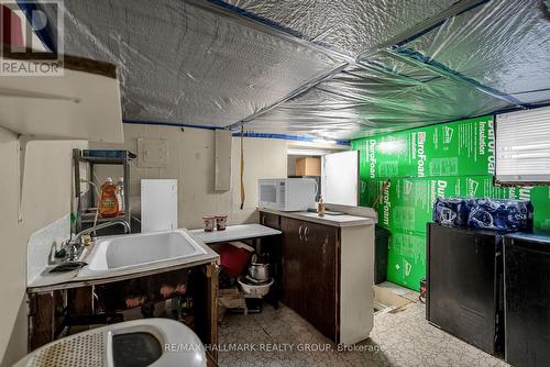 230 Alice Street, Cornwall, ON - Indoor Photo Showing Laundry Room