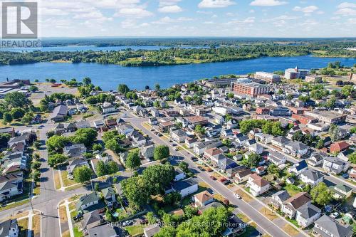 230 Alice Street, Cornwall, ON - Outdoor With Body Of Water With View