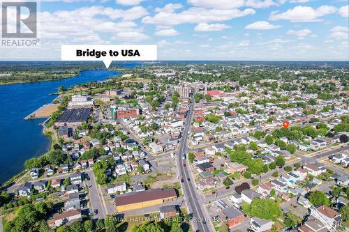 230 Alice Street, Cornwall, ON - Outdoor With Body Of Water With View