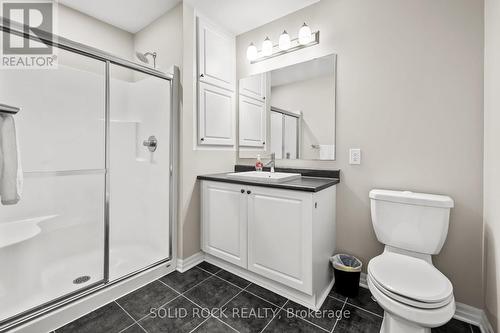 153 Hawkshaw Crescent E, Ottawa, ON - Indoor Photo Showing Bathroom