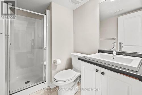 153 Hawkshaw Crescent E, Ottawa, ON - Indoor Photo Showing Bathroom