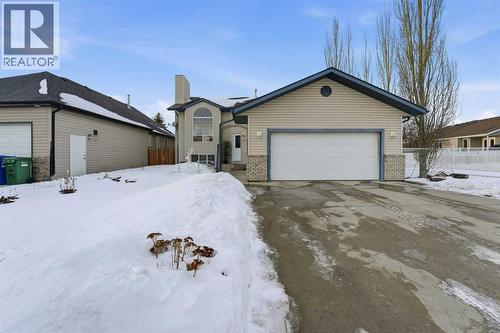 22 Lampard Crescent, Red Deer, AB - Outdoor