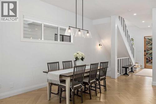 2032 41 Avenue Sw, Calgary, AB - Indoor Photo Showing Dining Room