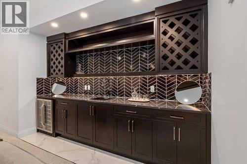 2032 41 Avenue Sw, Calgary, AB - Indoor Photo Showing Other Room