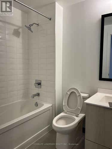 621 - 1 Belsize Drive, Toronto, ON - Indoor Photo Showing Bathroom