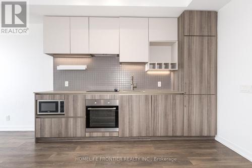 5001 - 5 Buttermill Avenue, Vaughan, ON - Indoor