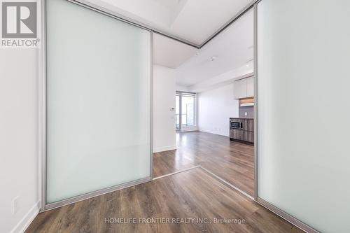 5001 - 5 Buttermill Avenue, Vaughan, ON - Indoor Photo Showing Other Room