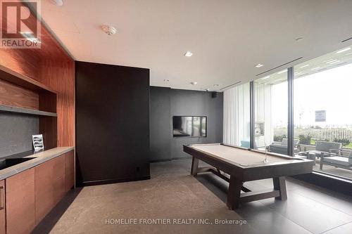 5001 - 5 Buttermill Avenue, Vaughan, ON - Indoor Photo Showing Other Room