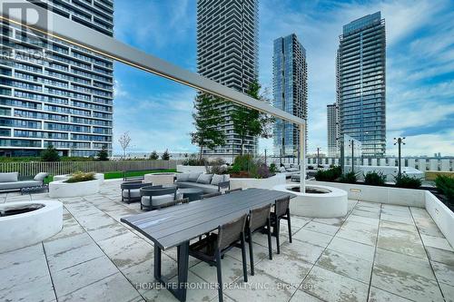 5001 - 5 Buttermill Avenue, Vaughan, ON - Outdoor