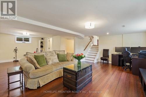 40 Delta Crescent, East Gwillimbury, ON - Indoor