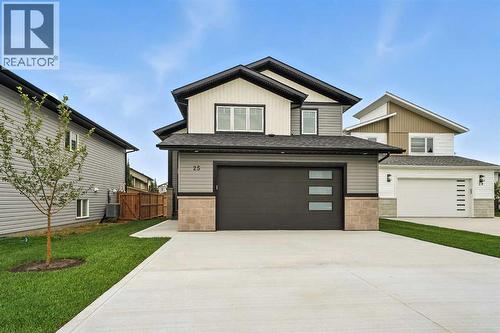 25 Murphy Close, Blackfalds, AB - Outdoor