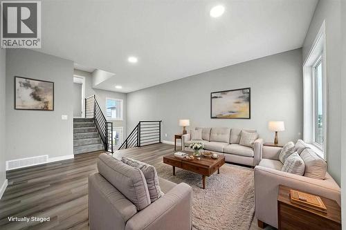 25 Murphy Close, Blackfalds, AB - Indoor Photo Showing Living Room
