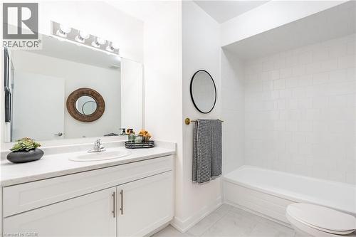 63 Woodman Drive N, Hamilton, ON - Indoor Photo Showing Bathroom