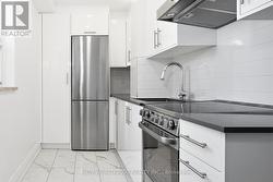 608 - 88 BERNARD AVENUE  Toronto, ON M5R 1R7