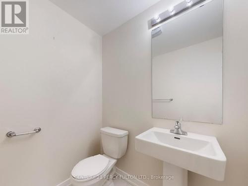206 - 2550 Castlegate Crossing, Pickering, ON - Indoor Photo Showing Bathroom
