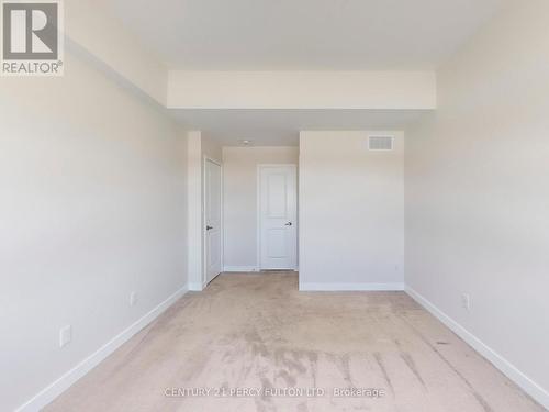 206 - 2550 Castlegate Crossing, Pickering, ON - Indoor Photo Showing Other Room