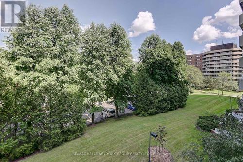 112 - 50 Baif Boulevard, Richmond Hill, ON - Outdoor