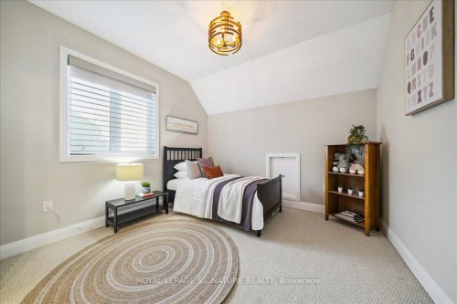 398 Frontier Court, Pickering, ON - Indoor Photo Showing Bedroom