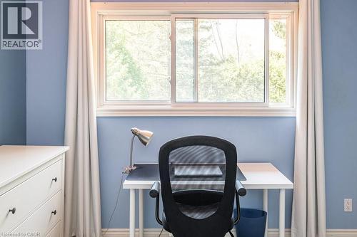Office area featuring plenty of natural light - 330 Strathcona Drive, Burlington, ON - Indoor