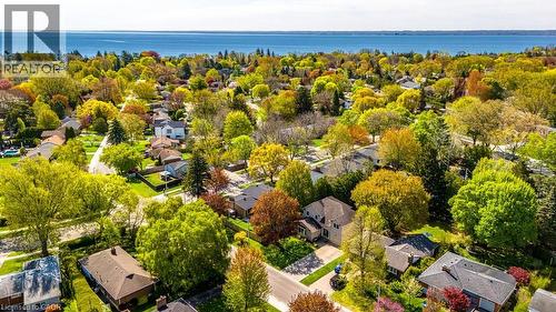 Aerial perspective of suburban area featuring a large body of water - 330 Strathcona Drive, Burlington, ON - Outdoor With Body Of Water With View