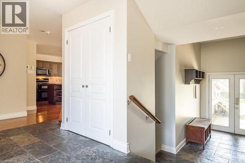 330 Strathcona Drive, Burlington, ON - Indoor Photo Showing Other Room