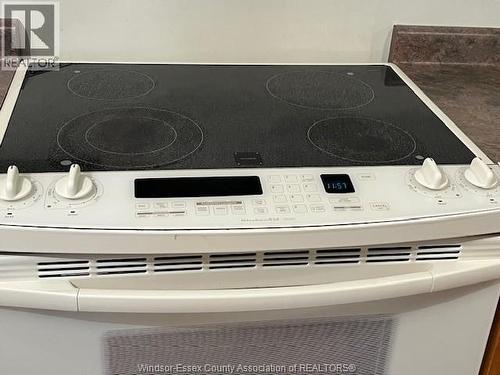 40 Santos, Kingsville, ON - 