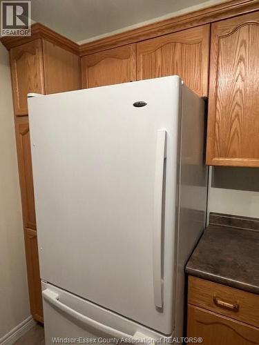 40 Santos, Kingsville, ON - Indoor