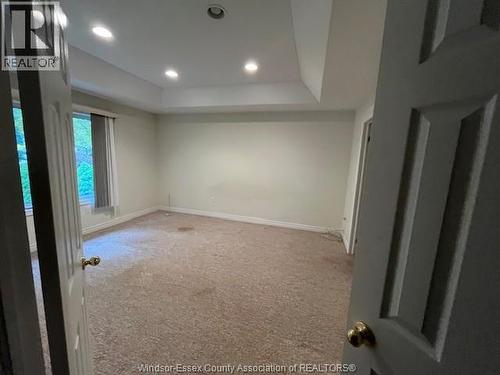 40 Santos, Kingsville, ON - Indoor Photo Showing Other Room