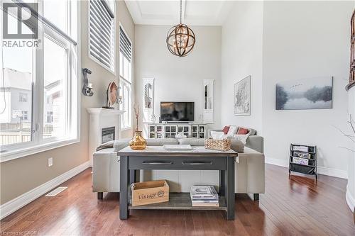 18 Flanders Road, Brampton, ON - Indoor