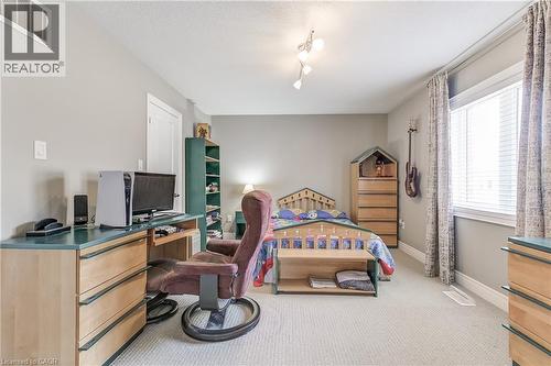 18 Flanders Road, Brampton, ON - Indoor Photo Showing Bedroom