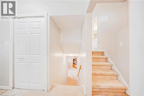 23 Coral Drive, Hamilton, ON - Indoor Photo Showing Other Room