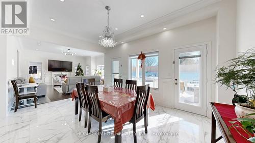3 Mary Willson Court, East Gwillimbury, ON - Indoor Photo Showing Dining Room