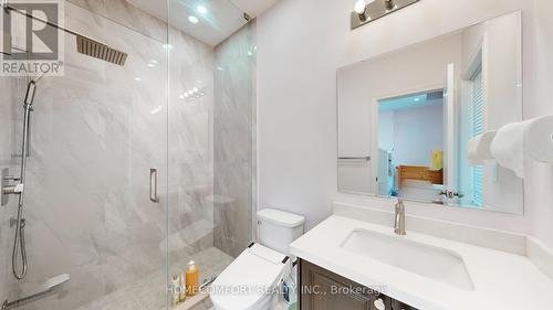 3 Mary Willson Court, East Gwillimbury, ON - Indoor Photo Showing Bathroom