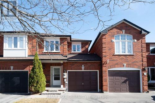 29 Breezeway Crescent, Richmond Hill, ON - Outdoor With Facade