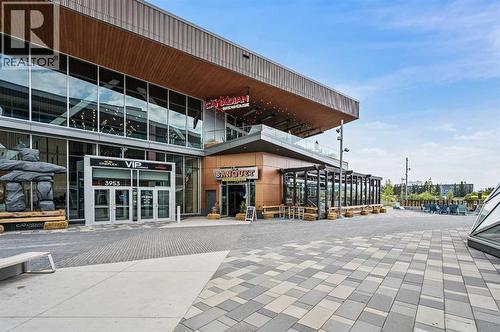 402, 21 Lebel Crescent Nw, Calgary, AB - Outdoor