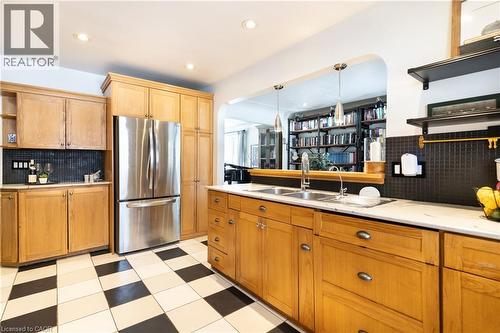 Modern Kitchen with cooktop and built in oven - 3 Fallsview Road, Hamilton, ON - Indoor Photo Showing Kitchen With Double Sink