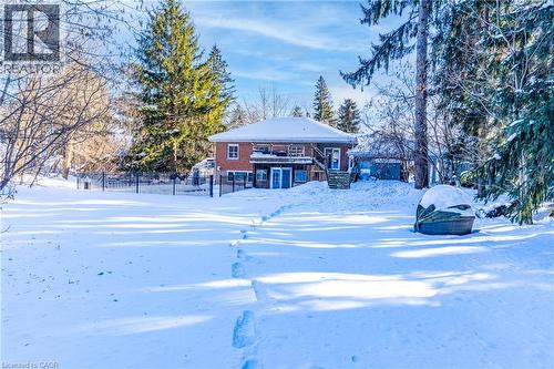 Backyard view to pool, patio and house - 3 Fallsview Road, Hamilton, ON - Outdoor