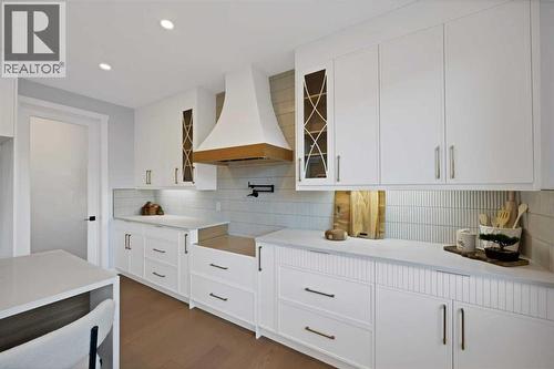 351 Waterford Grove, Chestermere, AB - Indoor Photo Showing Kitchen