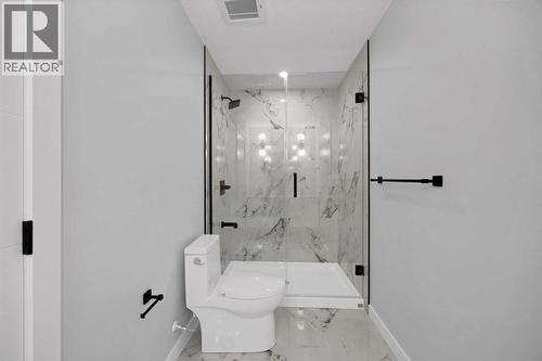 351 Waterford Grove, Chestermere, AB - Indoor Photo Showing Bathroom