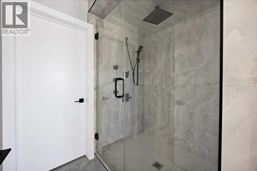351 Waterford Grove, Chestermere, AB - Indoor Photo Showing Bathroom