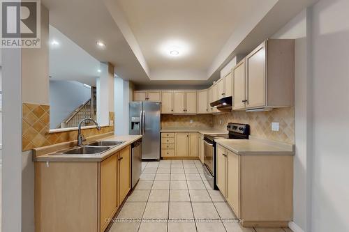 21 - 232 Stonehenge Drive, Hamilton, ON - Indoor Photo Showing Kitchen With Double Sink
