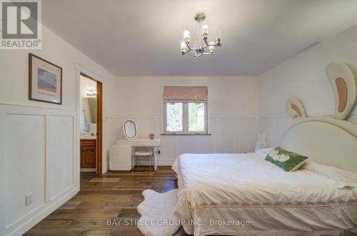 47 Cecil Street, St. Catharines, ON - Indoor Photo Showing Bedroom